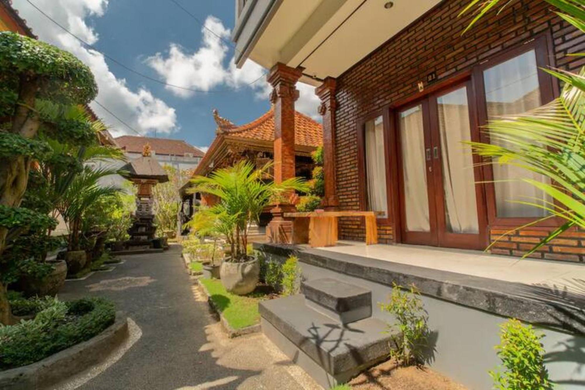 Pondok Lulik Canggu  Bagian luar foto