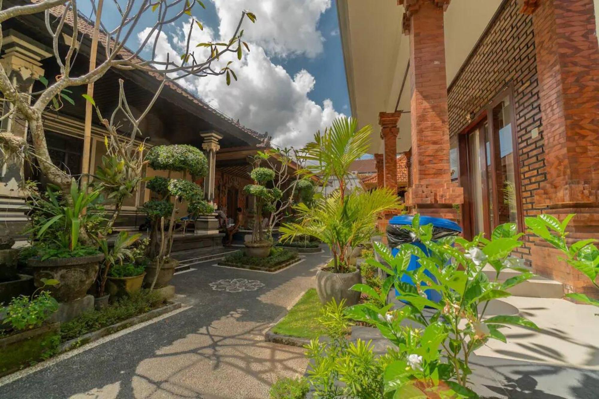 Pondok Lulik Canggu  Bagian luar foto