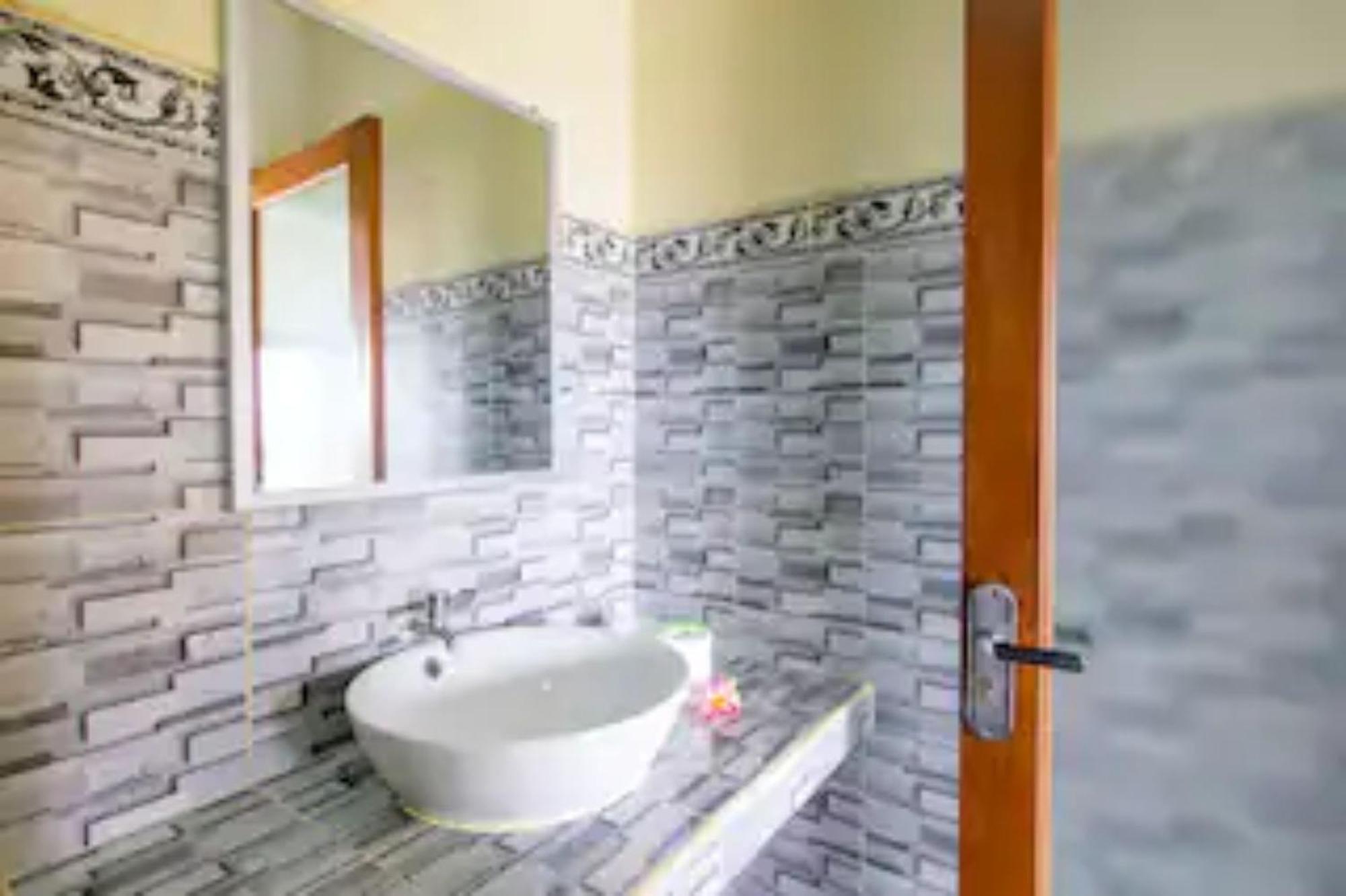 Pondok Lulik Canggu  Bagian luar foto